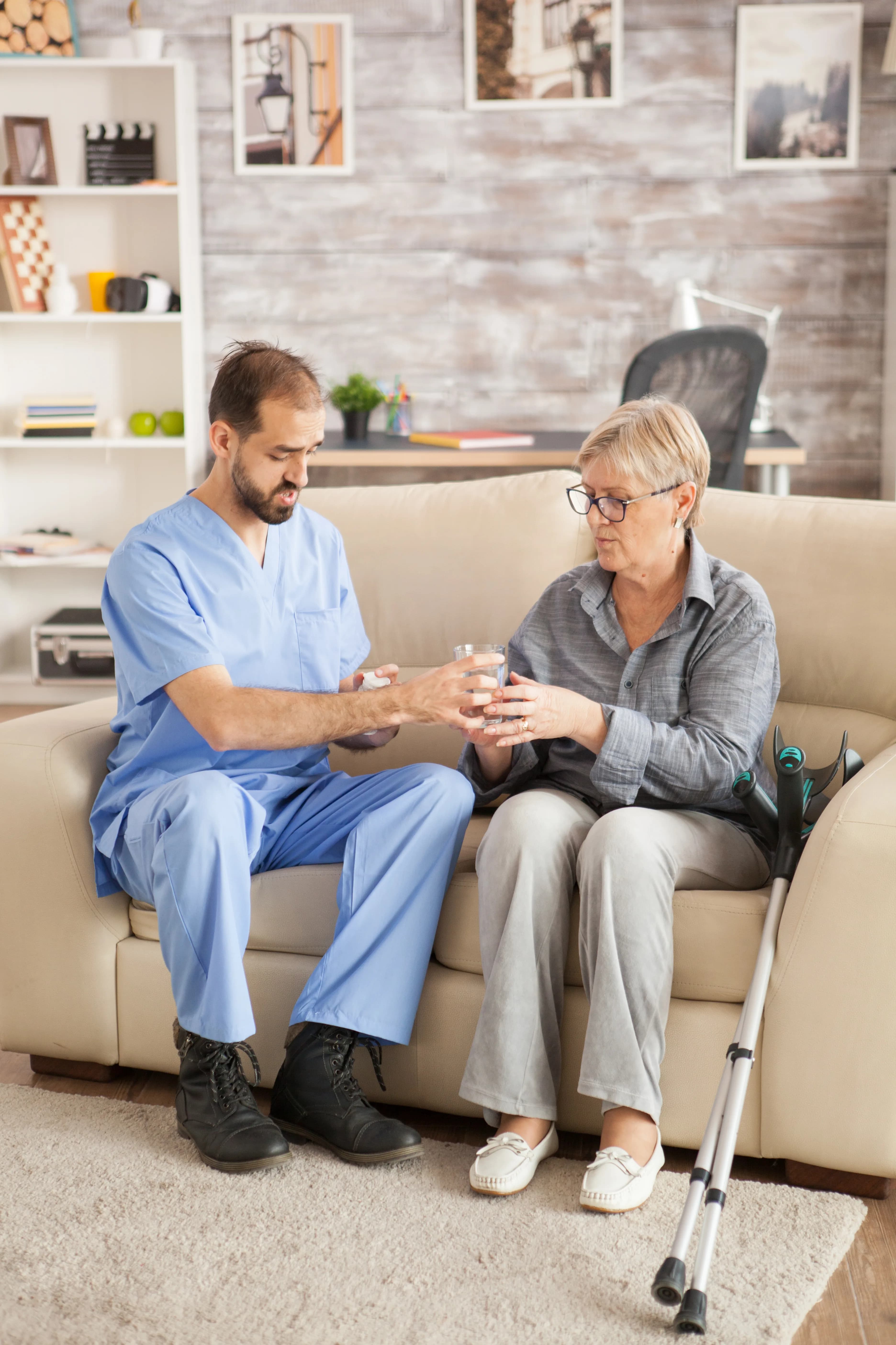 Professional caregiver providing in-home elder care in Miami